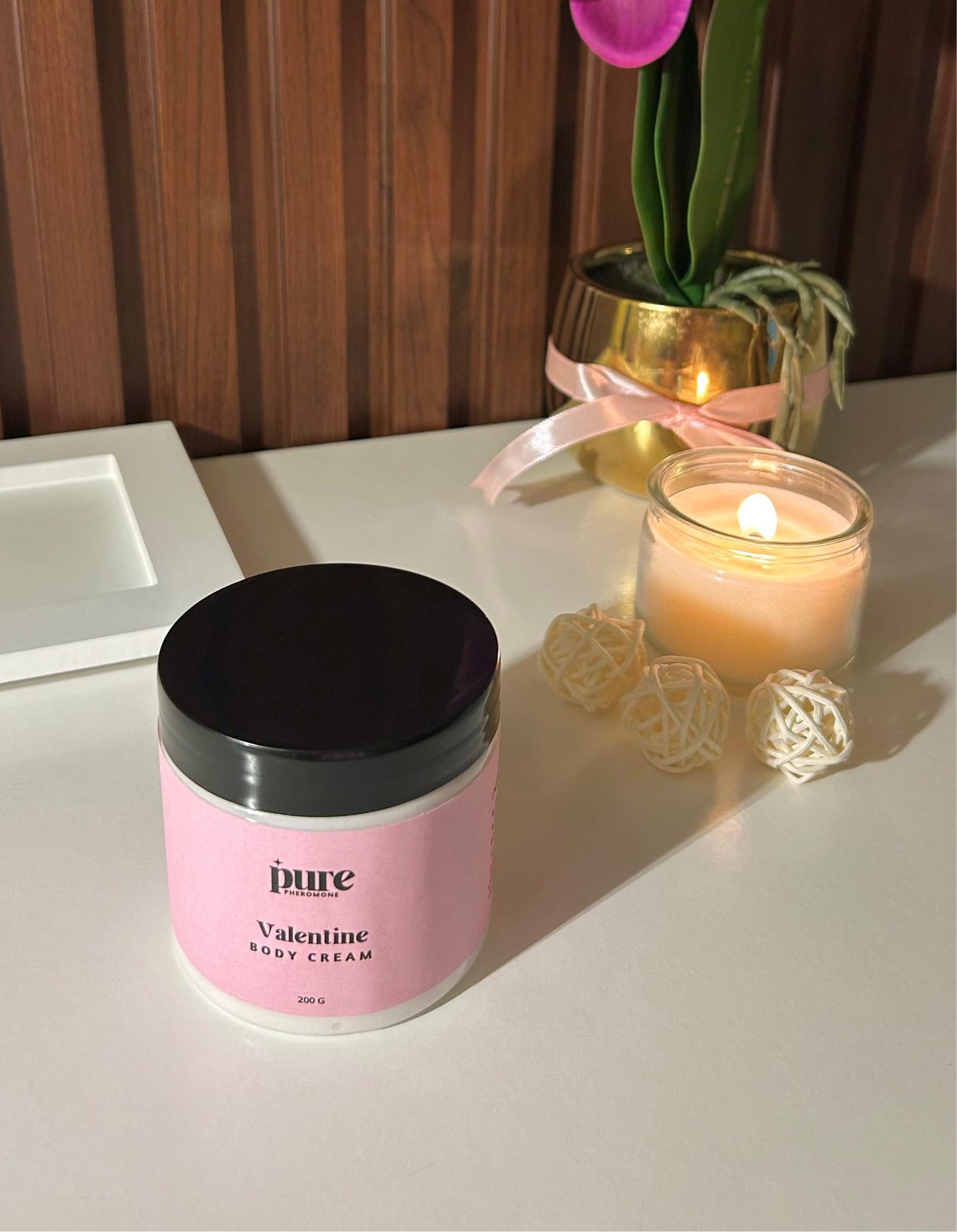 كريم الجسم فالنتاين